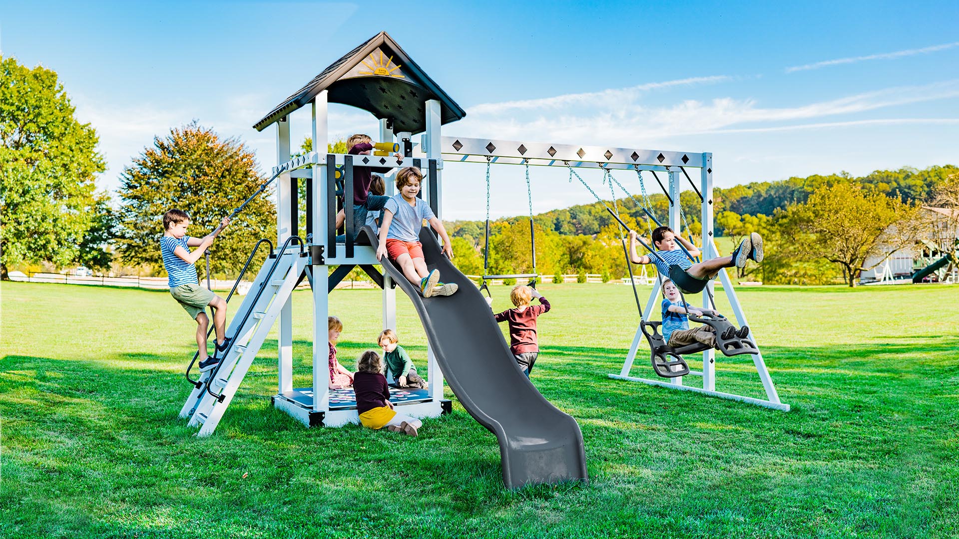 How to Choose a Swing Set: Buying Guide