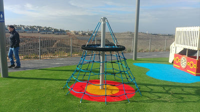 Psagot Playgrounds Pluto - detail of rope nest seat