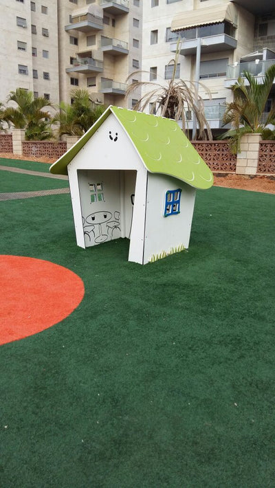 Psagot Playgrounds Magical Cabin - alternate angle
