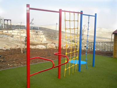 Psagot Playgrounds 3-Way Fitness - hanging rings element side view