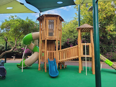 Psagot Playgrounds Fargo - inclined bridge between towers