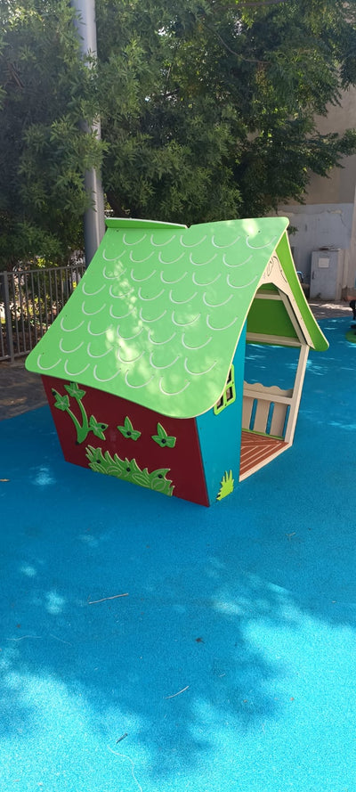 Psagot Playgrounds Grandpa's House - side view of cabin