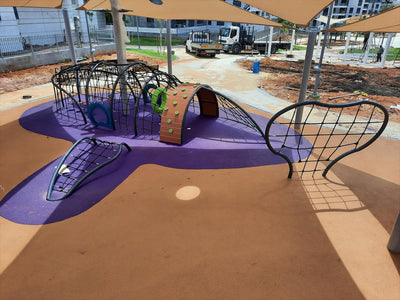 Psagot Playgrounds Whale - whale-shaped extreme climbing maze with nets and arches for ages 5-12