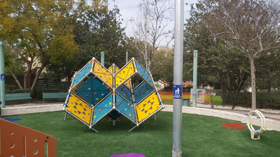 Psagot Playgrounds Climbing Cubes - installation in playground