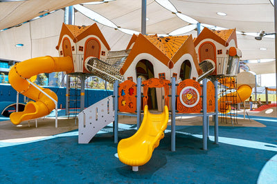 Psagot Playgrounds Long Beach 4B - rope bridges and complex ladders