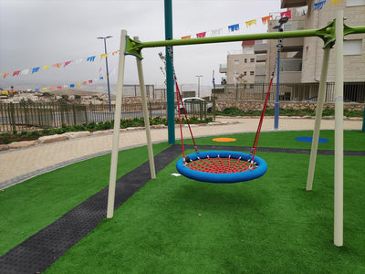 Psagot Playgrounds Bird's Nest Swing - rope nest seat close-up showing multiple seating positions