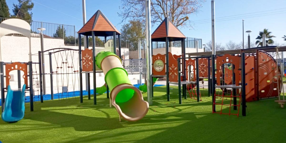 Psagot-Commercial-Playgrounds-Build-Phoenix-Tube-Slide