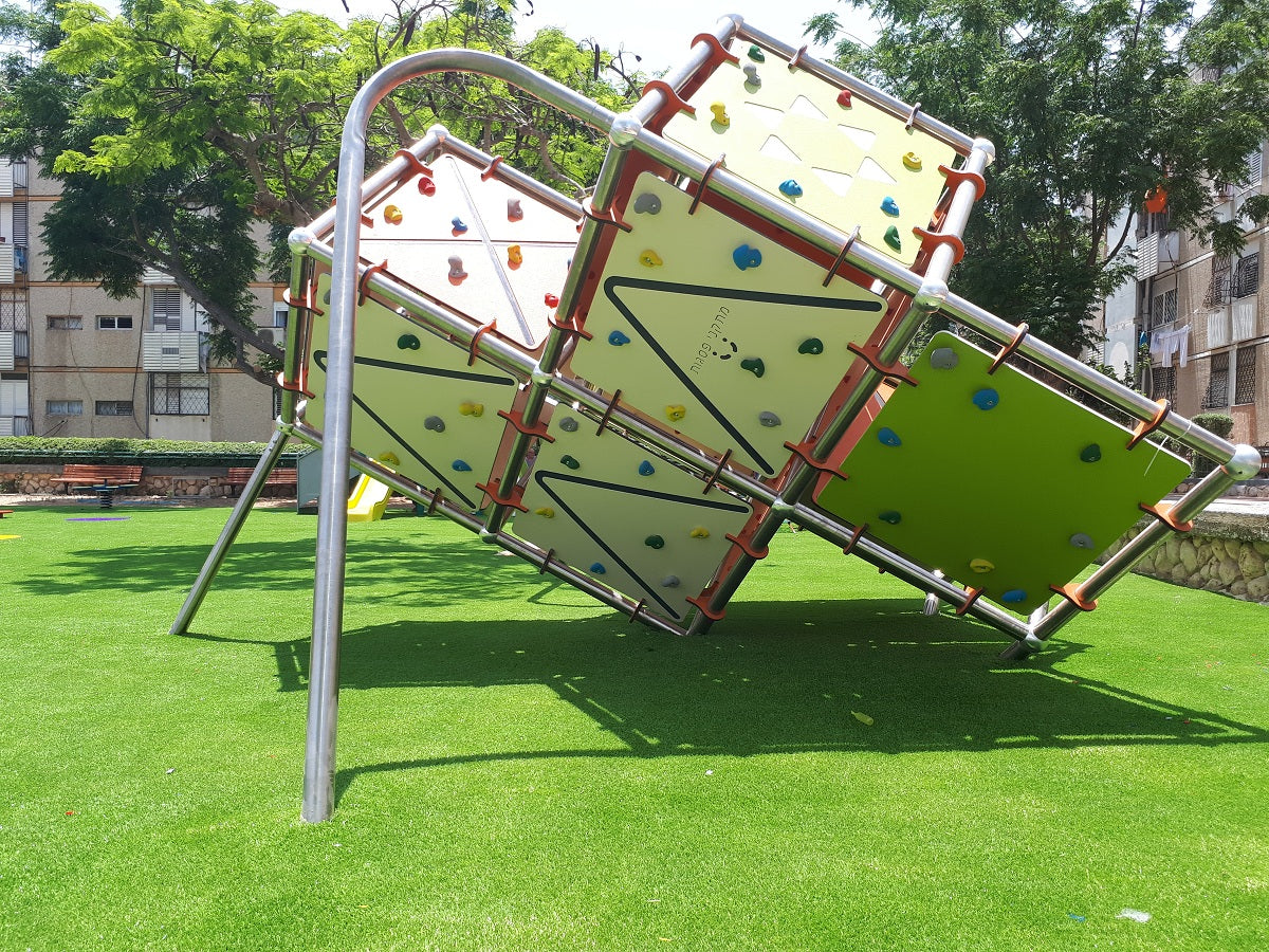 Psagot-Commercial-Playgrounds-Climbing-Cubes-B-Build-Back
