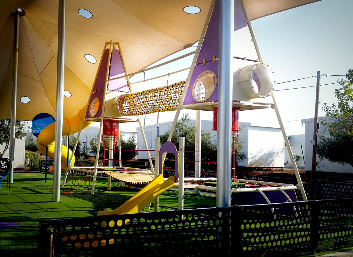 Psagot-Commercial-Playgrounds-Miami-B-Build-Side-Right