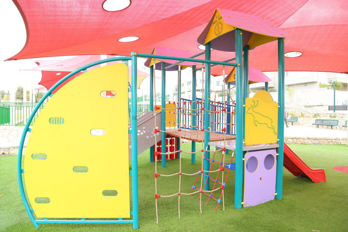 Psagot-Commercial-Playgrounds-Providence-Build-Side-Left