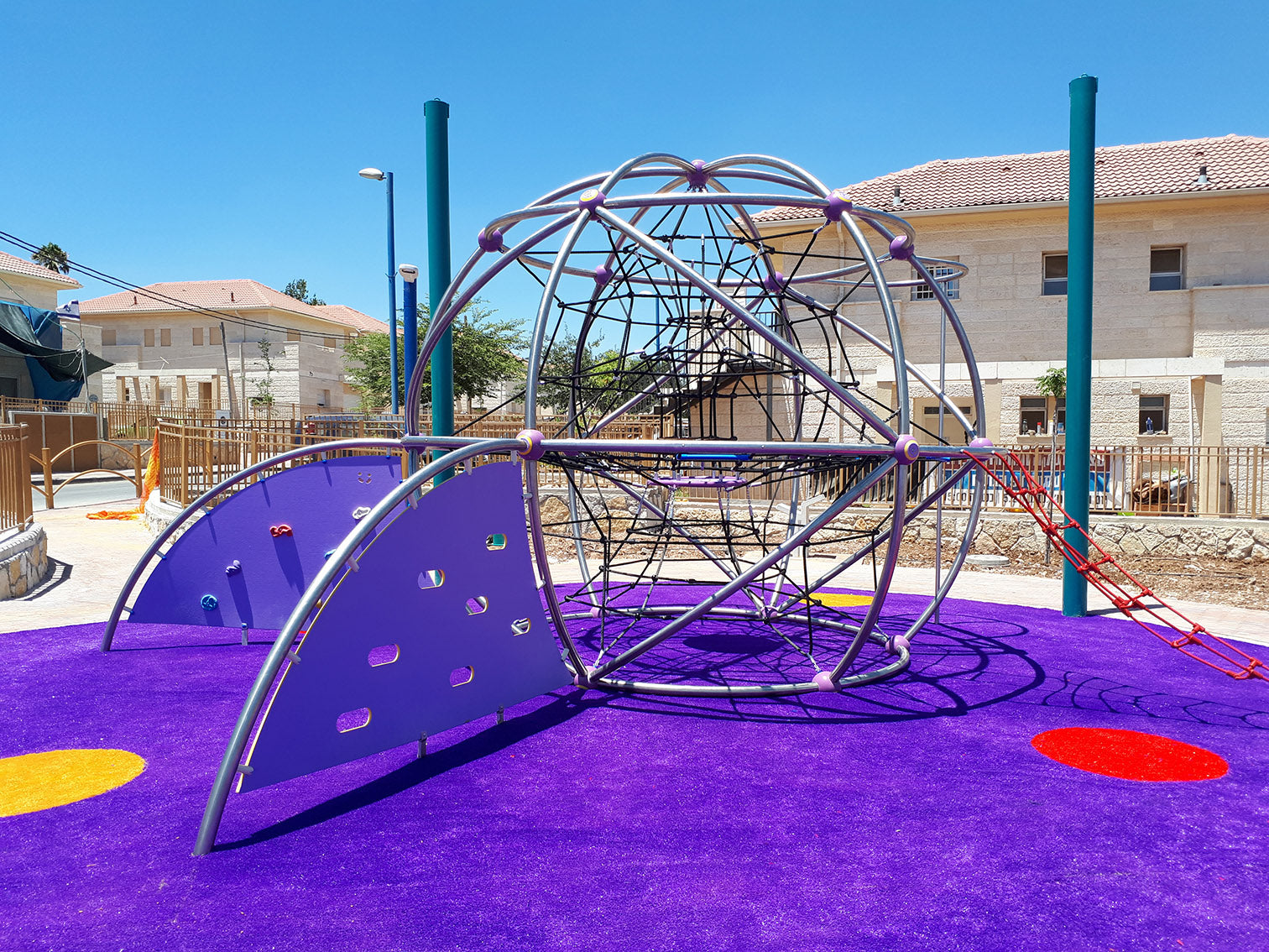 Psagot-Commercial-Playgrounds-The-Colorado-Build-Side-Left