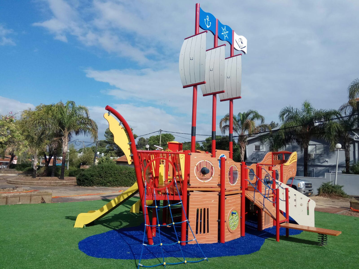 Psagot-Commercial-Playgrounds-The-Flying-Cloud-B-Build-Front-Left