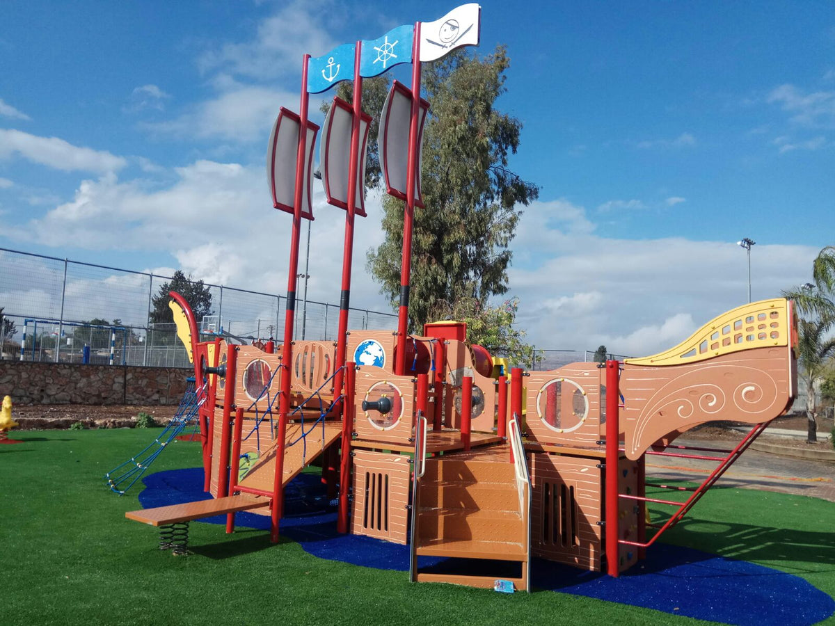 Psagot-Commercial-Playgrounds-The-Flying-Cloud-B-Build-Front-Right