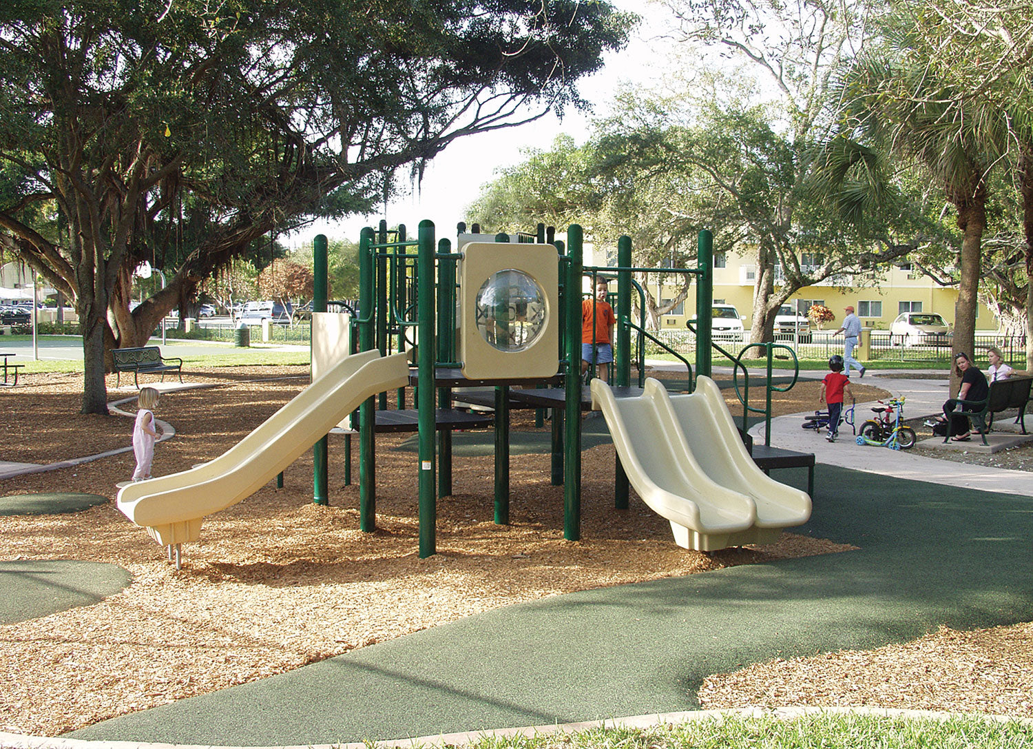 Sports-Play-Modular-Play-Structures-Lauren