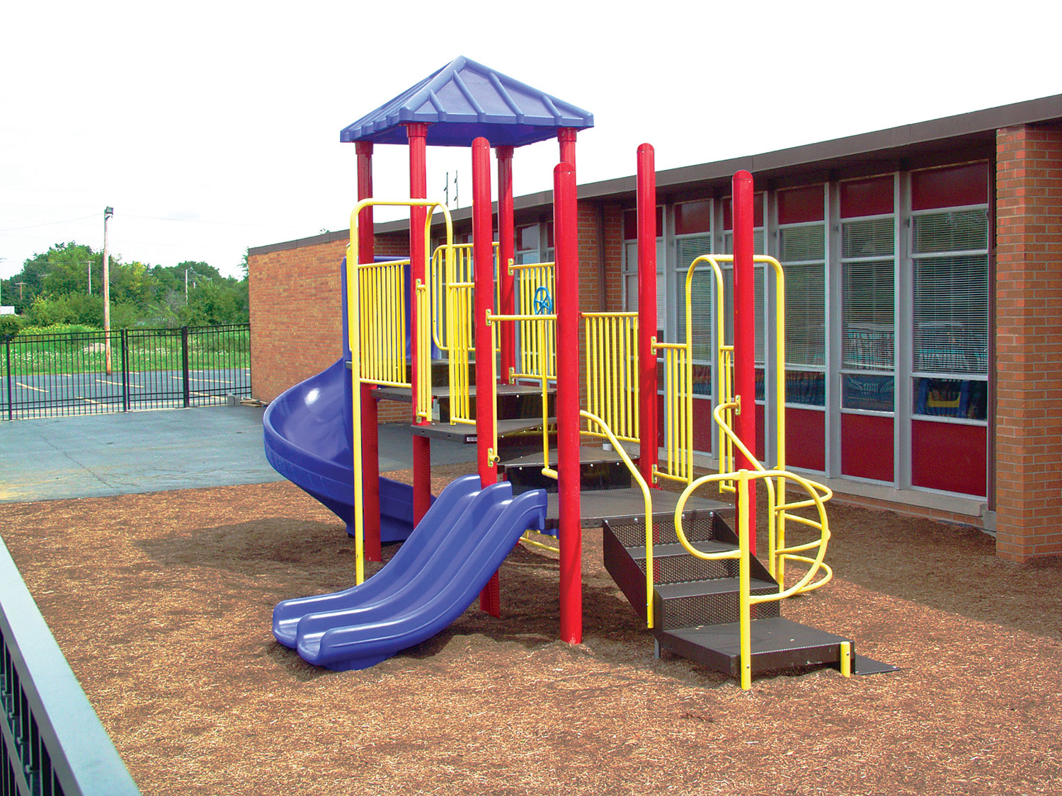 Sports-Play-Modular-Play-Structures-Richard