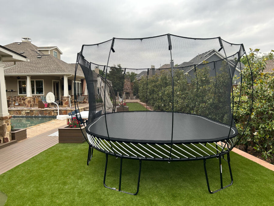 Springfree-12ft-x-19ft-Jumbo-Oval-Trampoline-Side