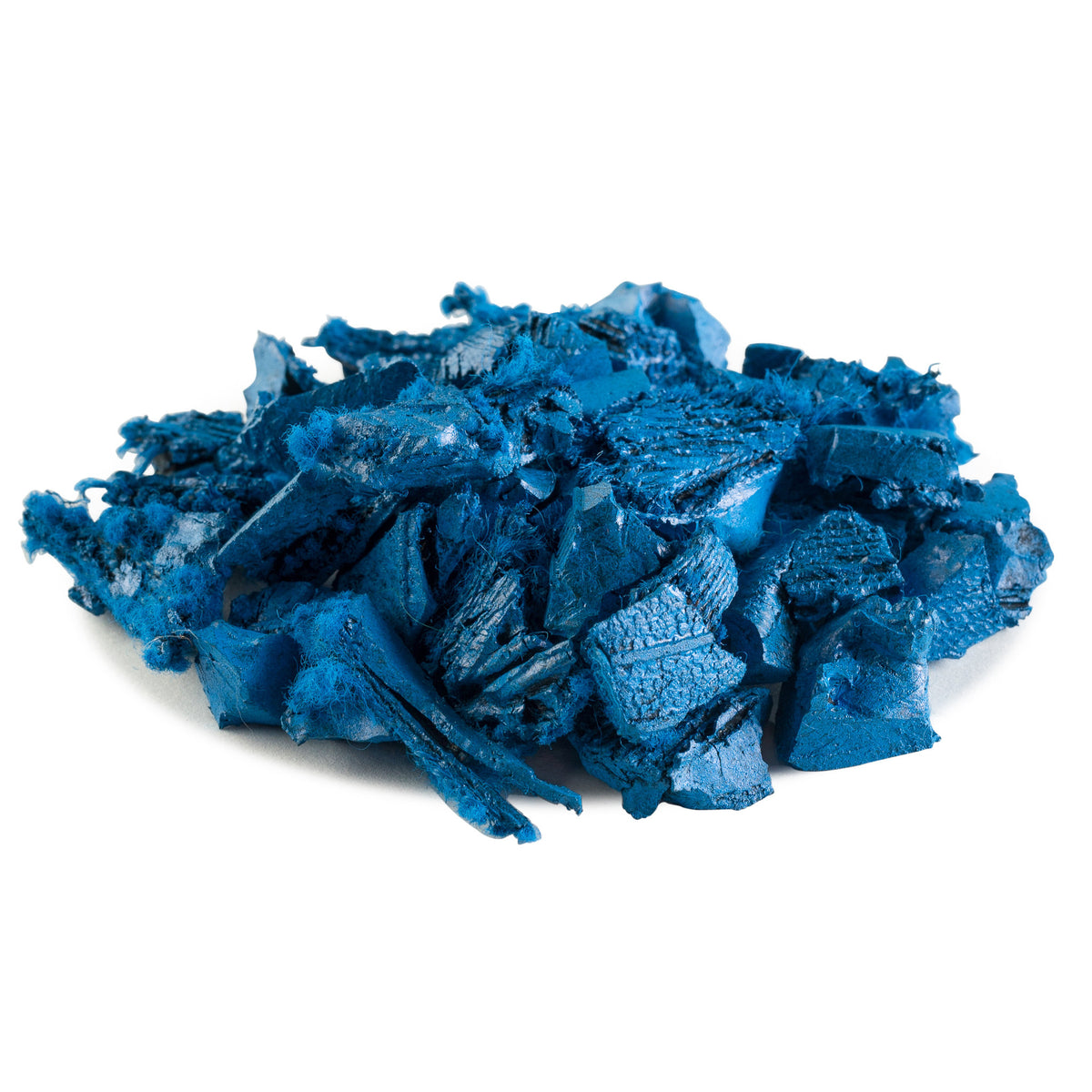 playsafer-rubber-mulch-blue-closeup