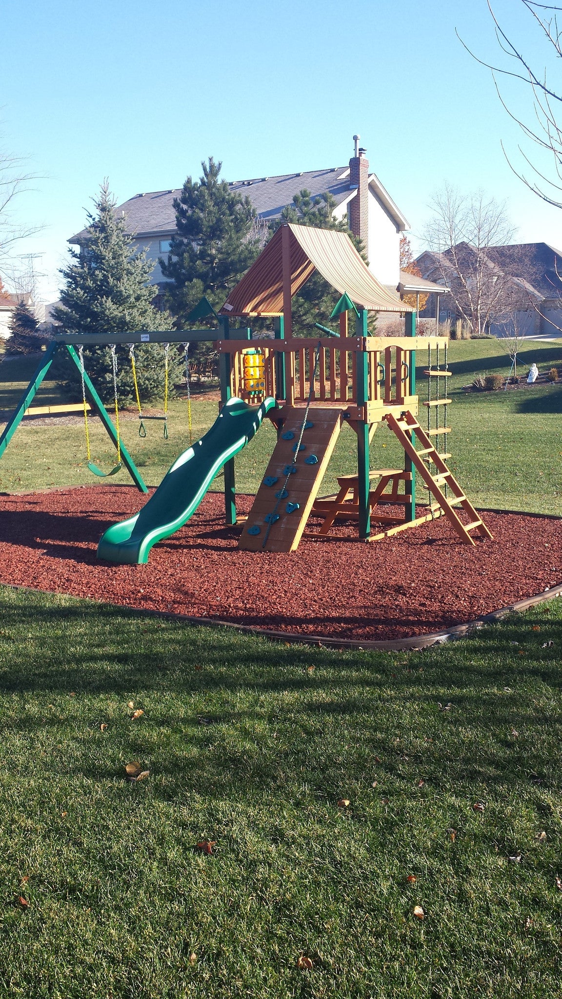 Playground Surfacing Rubber Mulch Red NJ Swingsets